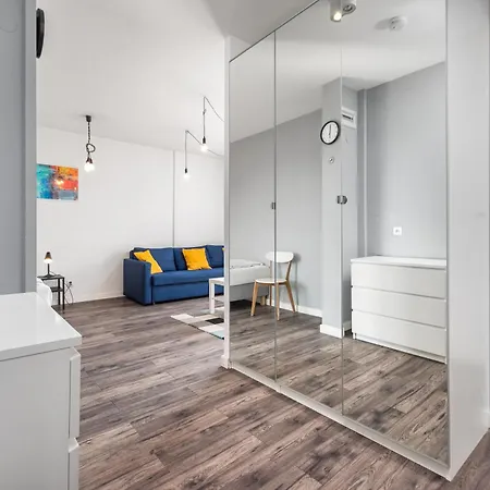 Apartment Sewastopolska 4 By Homeprime *
